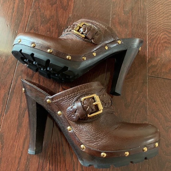 Michael Kors Clogs - Picture 2 of 6